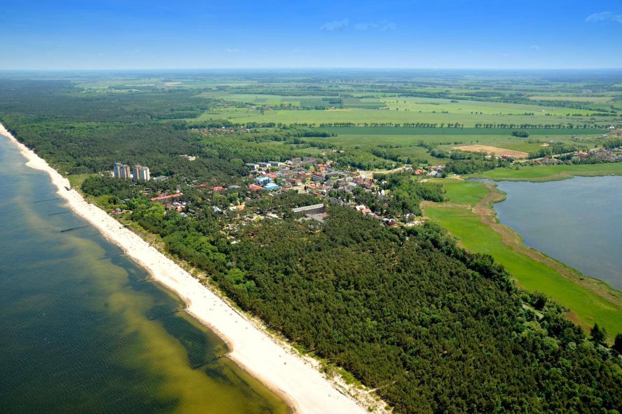 Avila Park & Spa Dziwnówek Eksteriør billede